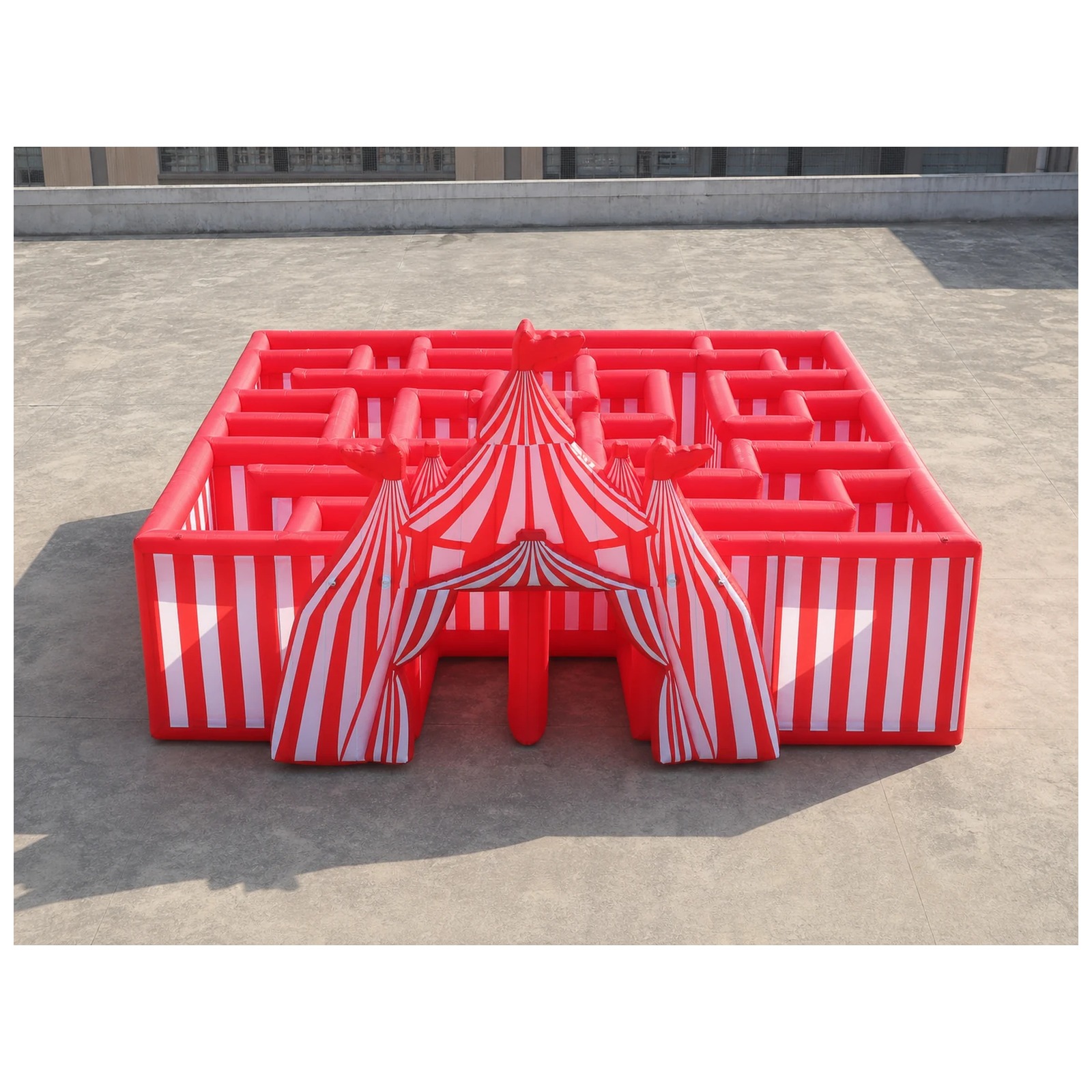 Kids Outdoor Venues - 大型赤白サーカス型インフレータブル迷路（送風機付き）8×8m（26×26フィート）会場レンタル 商業イベント 子供と大人向け屋外チャレンジ