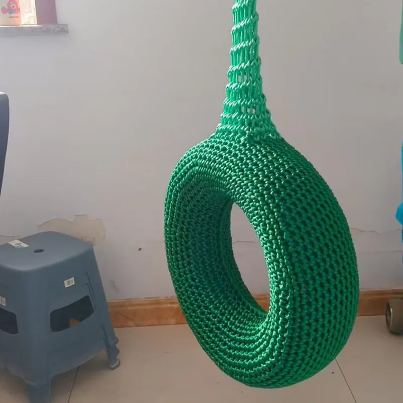 Kids Unique Outdoor Toys - カスタマイズサイズ カラフルなおもちゃのスイングセット ユニークな屋外用丸型ボールネットロープタイヤスイング 子供用